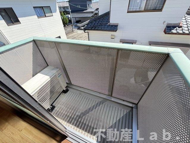 アヴァンツァーレ浦田のバルコニー