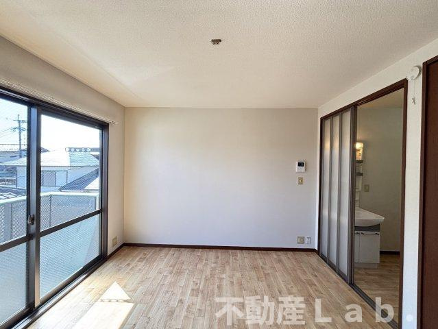 アヴァンツァーレ浦田の居間・リビング