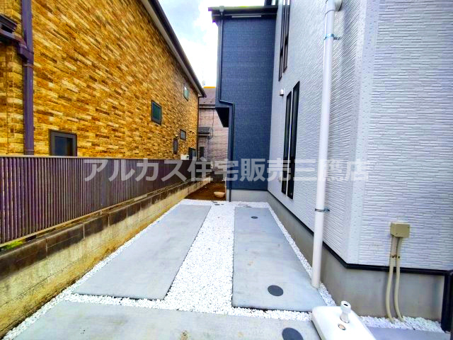 調布市飛田給２丁目 京王線 飛田給駅 新築戸建の駐車場