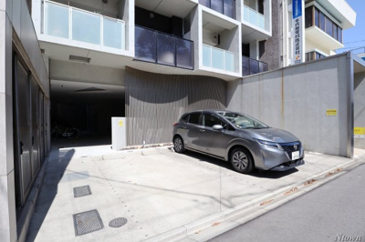 【駐車場】 | 千種ライズ | 駐車場です