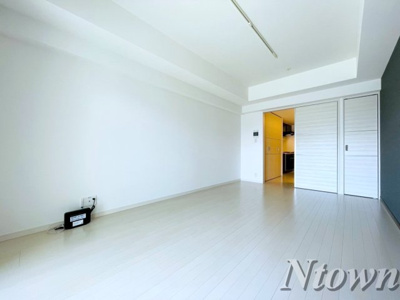 【居間・リビング】 | 千種ライズ | ゆったりとしたリビングです