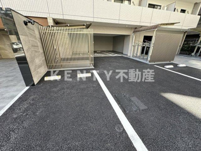 【駐車場】 | ＪＰ　ｎｏｉｅ　西蒲田 | 駐車場があるので、車を買う予定の方も安心です