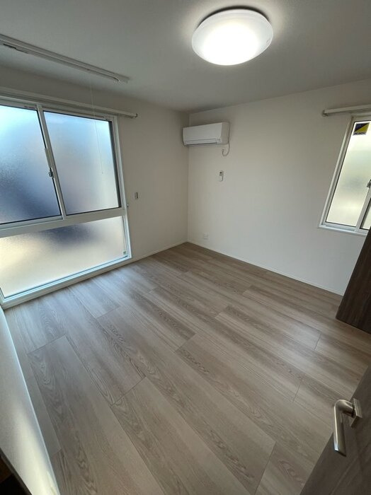 スリール・コートのその他