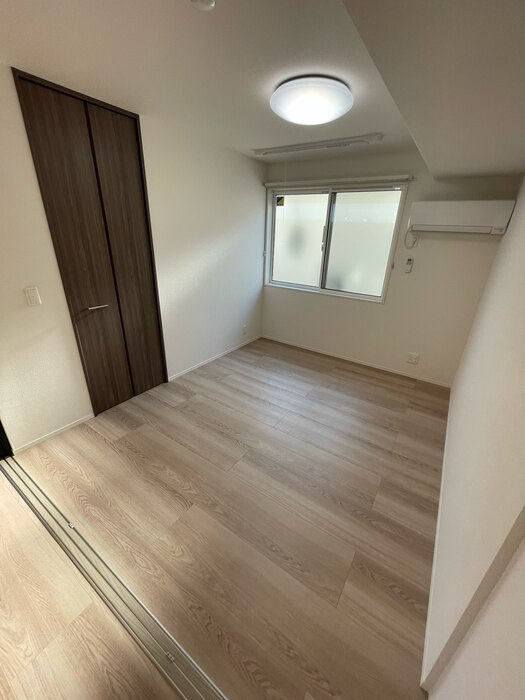 スリール・コートの内装