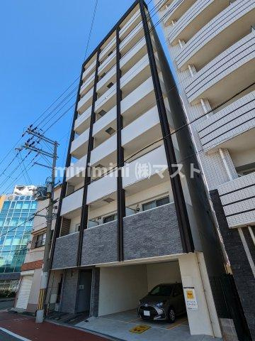 エストゥルースプラス大阪福島