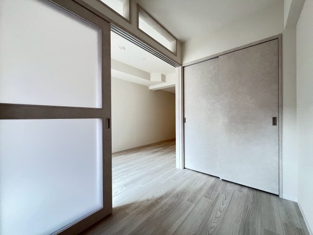 ワールドアイ大阪フェリーチェ(旧称:グランフェリーチェ・ナイン)の洋室