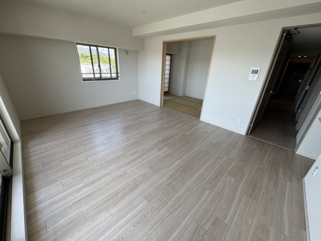 シンフォニア新千里南町ガーデンズの居間・リビング