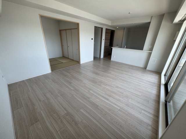 シンフォニア新千里南町ガーデンズの居間・リビング