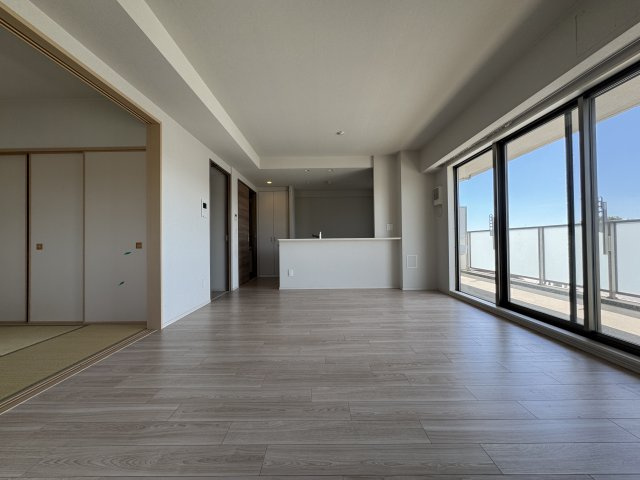 シンフォニア新千里南町ガーデンズの居間・リビング