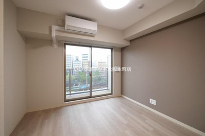 【居間・リビング】 | ArtizA京橋WEST