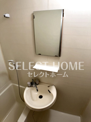 【洗面所】 | ジュネス福田（ぼくでん）Ｄ棟 | スペースが確保できる洗面所です
同型タイプ