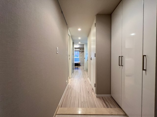 パークアクシス心斎橋の玄関