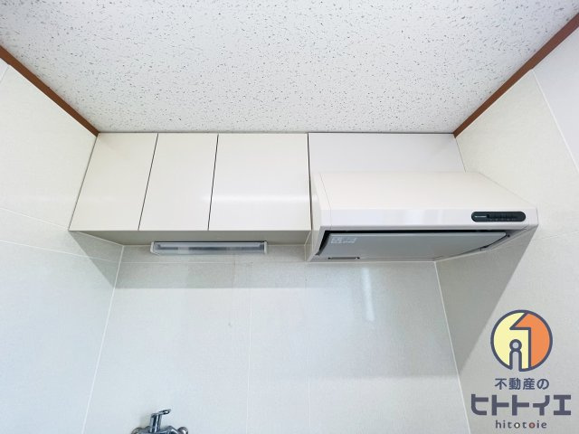 サンマリノ広川のキッチン|上部の収納スペースです