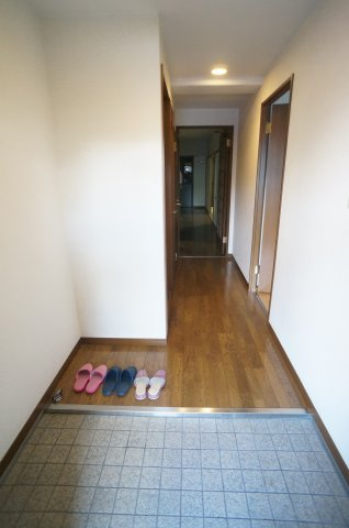 インペリアル樋ノ口の玄関