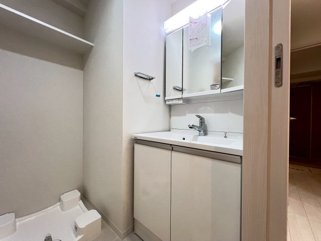 スプランディッド上本町WESTⅡの独立洗面台