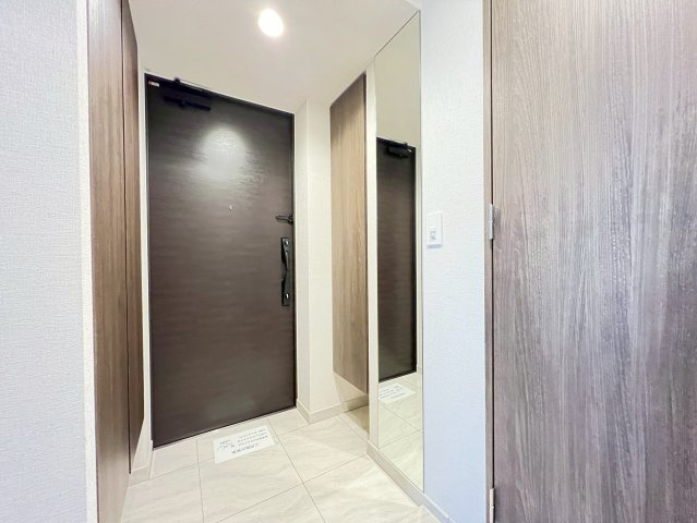 CREATIF堂島の玄関