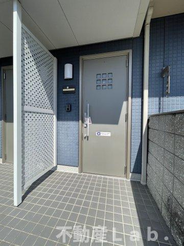 サンビレッジ松原のエントランス