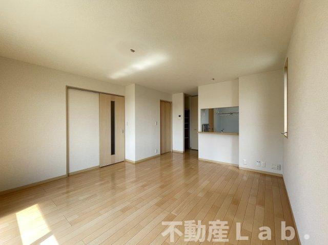 サンビレッジ松原の居間・リビング