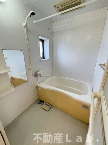 サンビレッジ松原の浴室