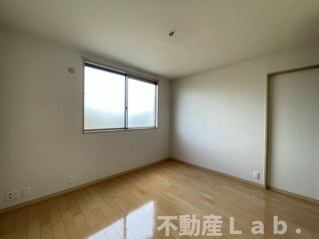 サンビレッジ松原の洋室