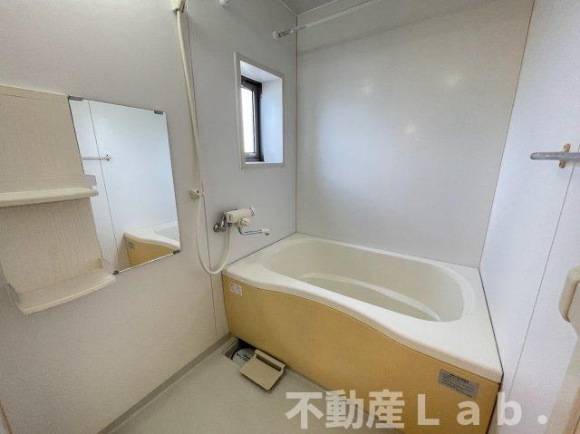 サンビレッジ松原の浴室