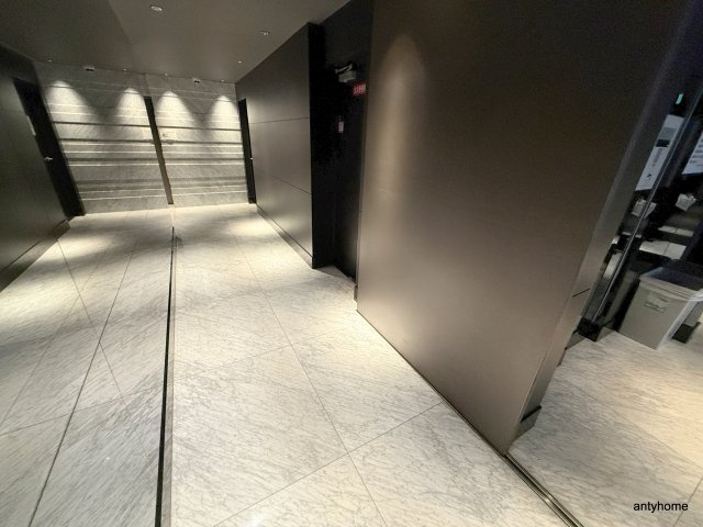 サムティ難波VIVO　仲介手数料無料のロビー