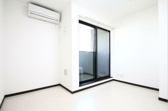 アルヴィータ木場の居間・リビング