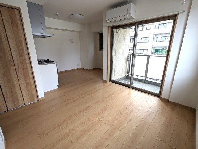 宮田ビルの居間・リビング