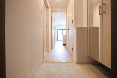 【玄関】 | スプランディッド難波キャトル