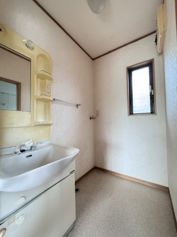 メゾンエクセレンスBの洗面所