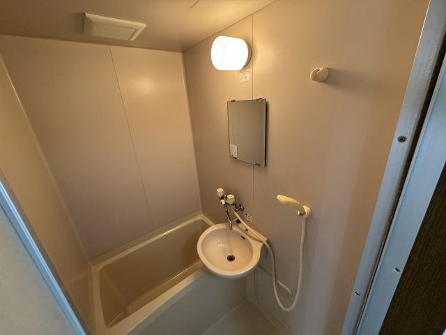 郷原マンションの浴室