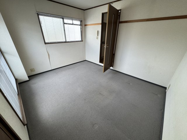 郷原マンションの居間・リビング