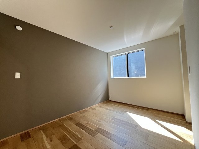 【寝室】 | 福岡市西区太郎丸2丁目・平屋　2号棟（全3棟）【仲介手数料無料・0円】 | 現地写真。