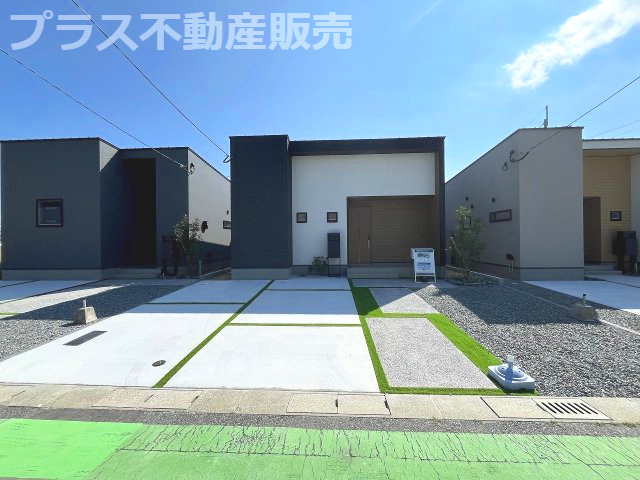 【外観】 | 福岡市西区太郎丸2丁目・平屋　2号棟（全3棟）【仲介手数料無料・0円】 | 現地写真。同じ物件を見るなら、プラス不動産販売にお任せ下さい。
