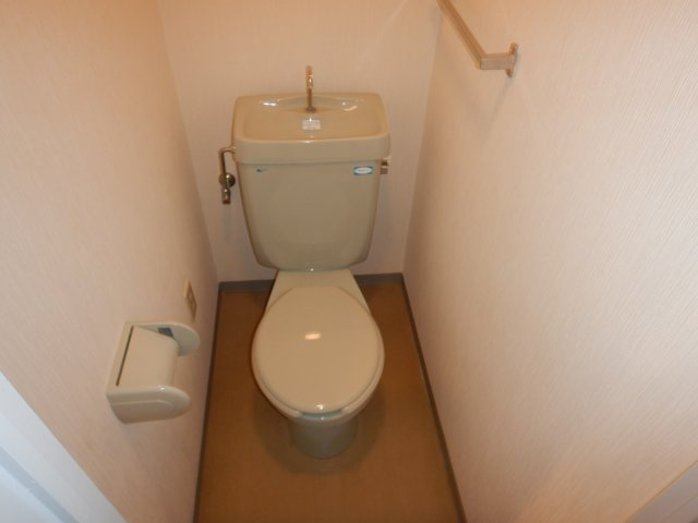 ハイエスト大倉山公園のトイレ