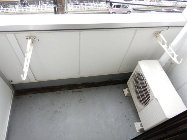 ハイエスト大倉山公園のバルコニー