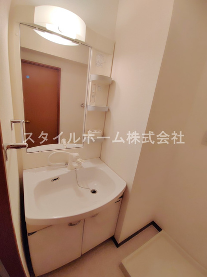 【洗面所】 | ヴィラ・コパン | 別部屋写真です。