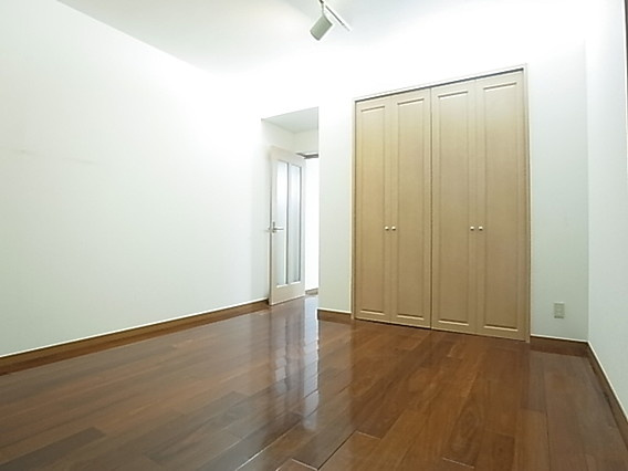 M’s三宮の居間・リビング