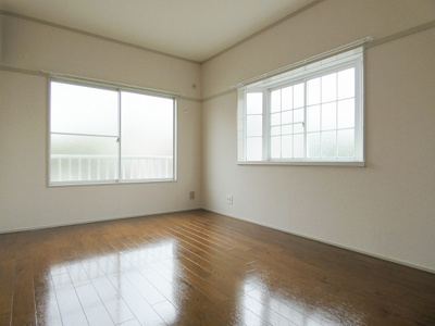 【寝室】 | コーポリバティ