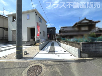 【外観】 | 現地写真。プラス不動産販売なら、現場の全ての棟をまとめてご見学頂けます。