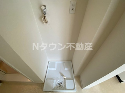 【設備】 | グリーンハイツ | 洗濯機置き場です