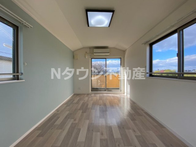 【居間・リビング】 | グリーンハイツ | 使いやすいリビングです