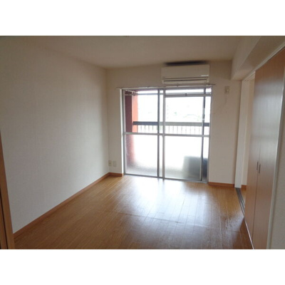 【居間・リビング】 | 明治第1ビル