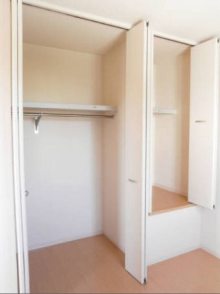 さいたま市南区大谷場２丁目のハイツの収納