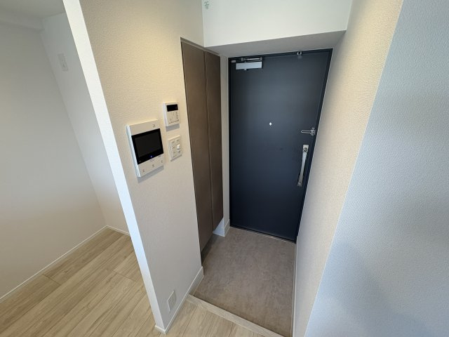 S-RESIDENCE原木中山azureの玄関