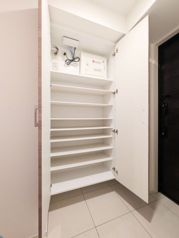 ジークレフ神戸名谷WESTの収納