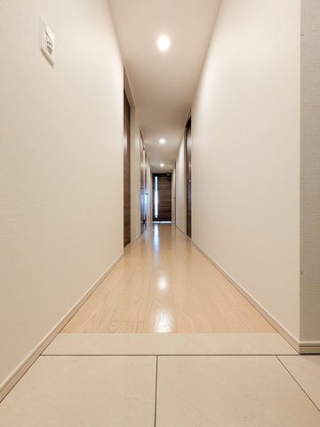 ジークレフ神戸名谷WESTの玄関