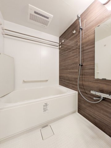 ジークレフ神戸名谷WESTの浴室