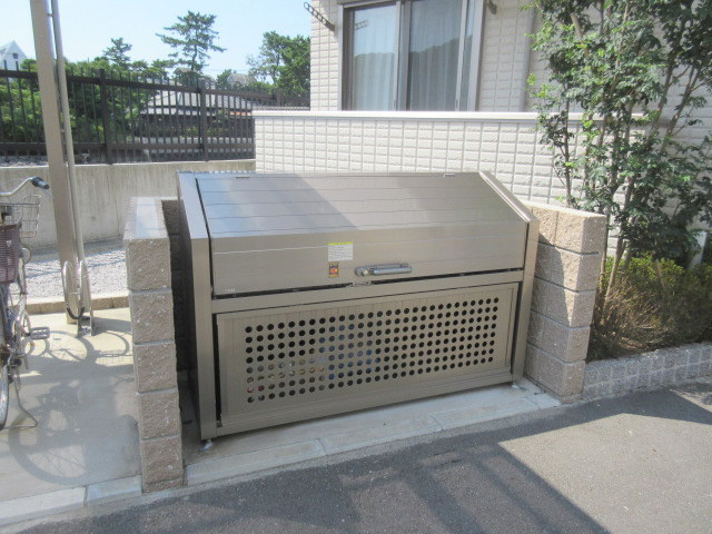 グランツ逗子のその他共用部分|敷地内ゴミ置き場