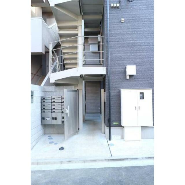 リサート町屋のエントランス